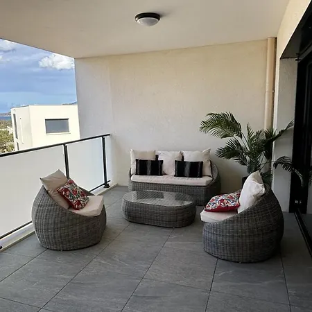 Beau T2 Moderne Avec Terrasse Et Piscine Proche Centre-ville - Fr-1-719-14 아파트 칼비