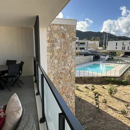 Beau T2 Moderne Avec Terrasse Et Piscine Proche Centre-ville - Fr-1-719-14 칼비