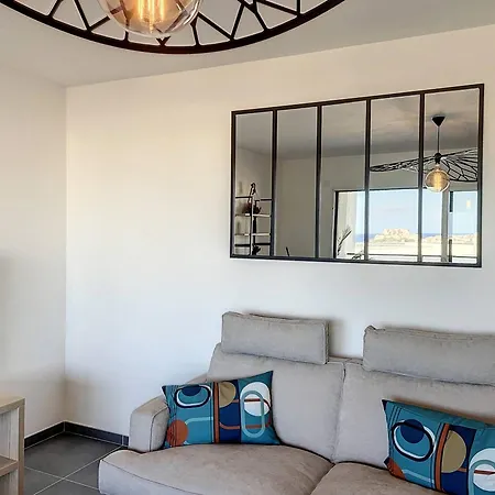 Apartment Beau T2 Moderne Avec Terrasse Et Piscine Proche Centre-ville - Fr-1-719-14 Calvi (Corsica)